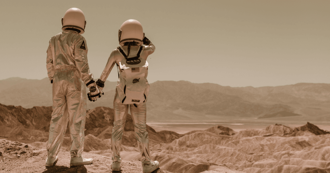 A curated list of imaginative French Sci-Fi and Fantasy Books reads to grow your vocabulary and fluency–perfect for intermediate learners. ©TheWaystoFrench